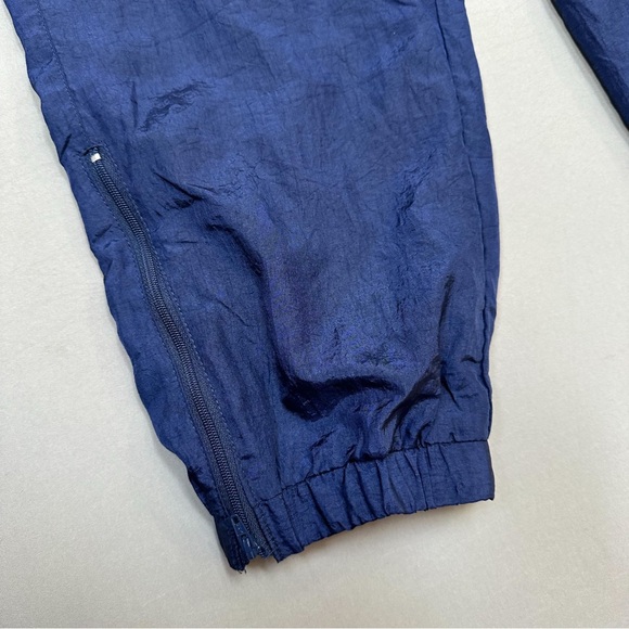 Vintage VTG woman’s ladies windbreaker tracksuit, jacket and pants, L. - Picture 7 of 11